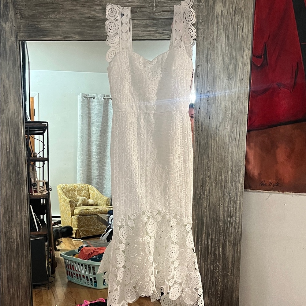 Elegant White Lace Midi Dress